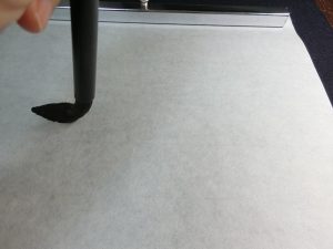 紙を遠くに置いてみました